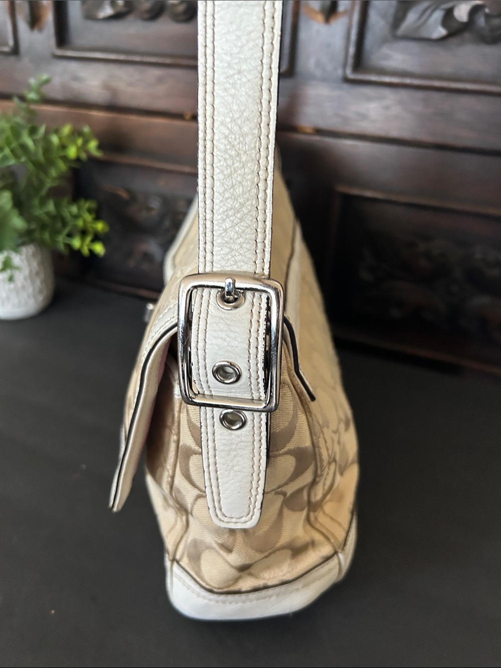 Vintage Coach Soho (or Hamptons) Signature Flap Shoulder Bag F13972 - Picture 4 of 13
